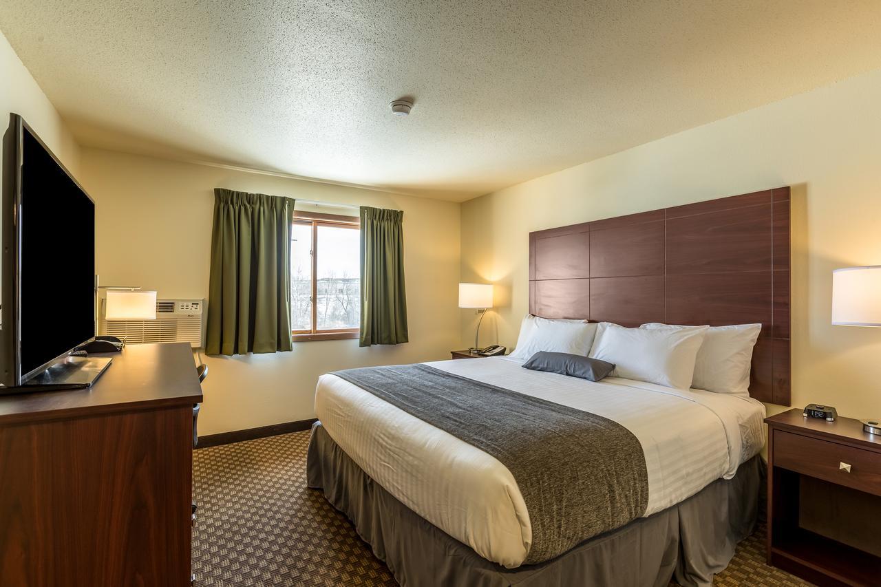 Cobblestone Inn & Suites - Merrill Eksteriør billede